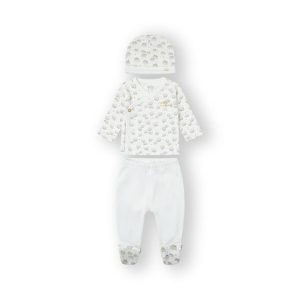 Primera puesta bebé recién nacido Nubes