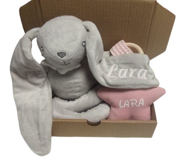 Canastilla para bebé con peluche, varita, sonajero y sonajero mordedor