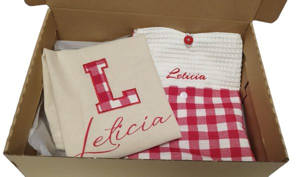 Caja regalo para profesora con mochila y portadocumentos a juego