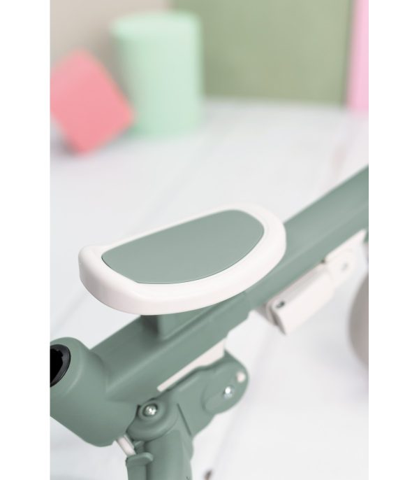 Triciclo infantil EVOL Olmitos con manillar regulable